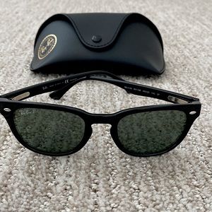 Ray Ban Polarized. Black